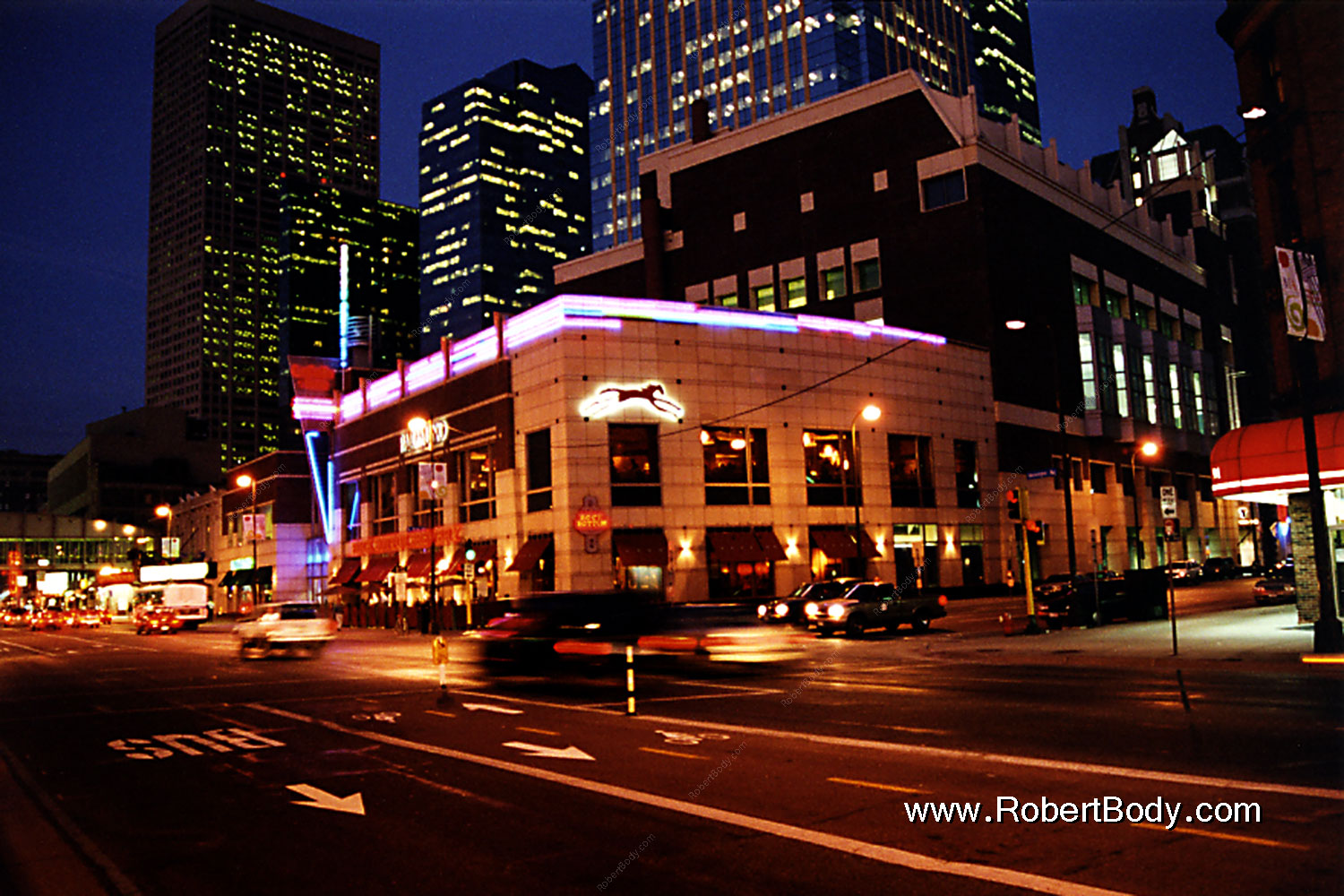 1998-09-minneapolis-night