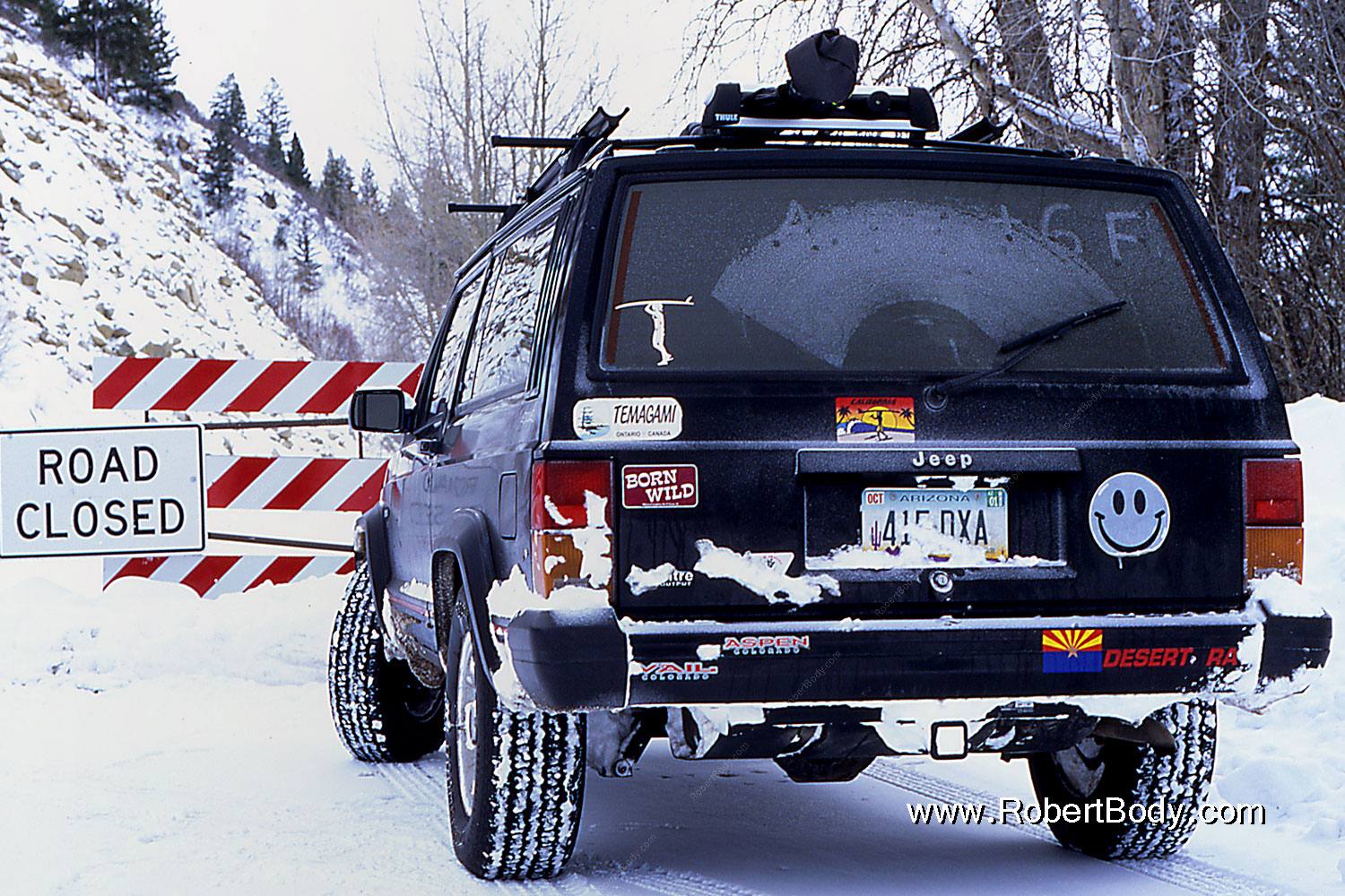 2000-12-phx-tor-road-closed