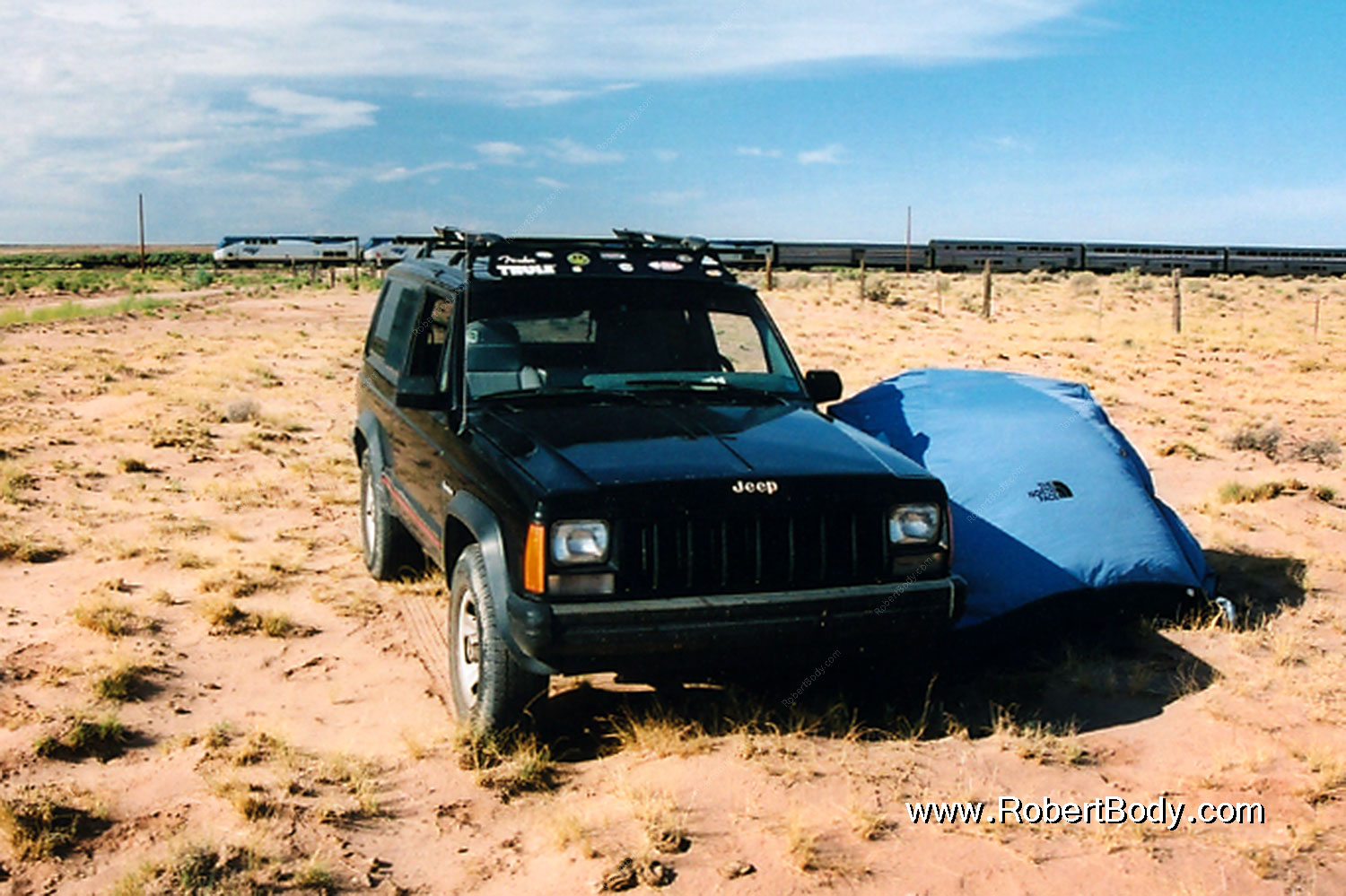2003-08-11-morning-tent