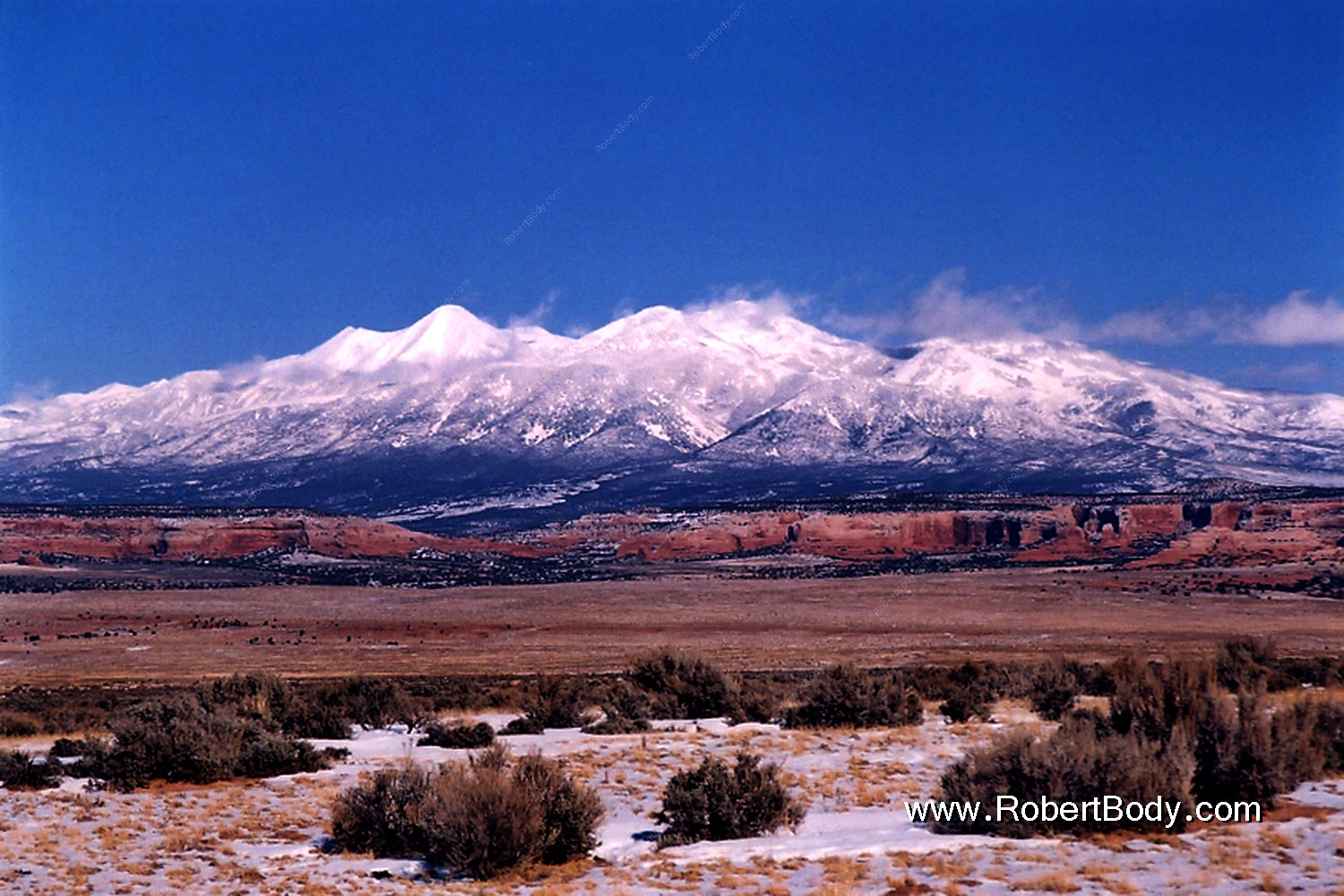 2003-12-moab-mountains1