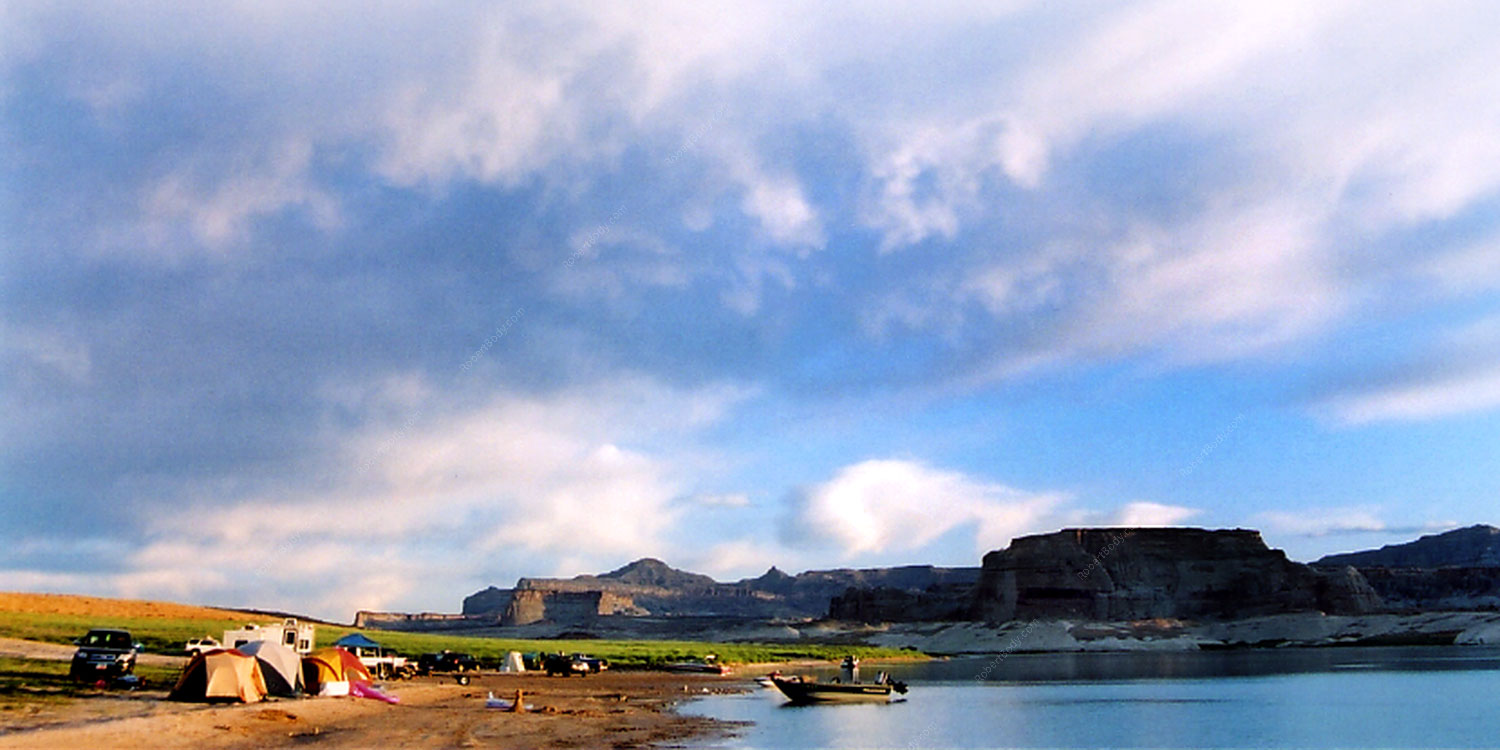 2004-07-powell2-view2-pano