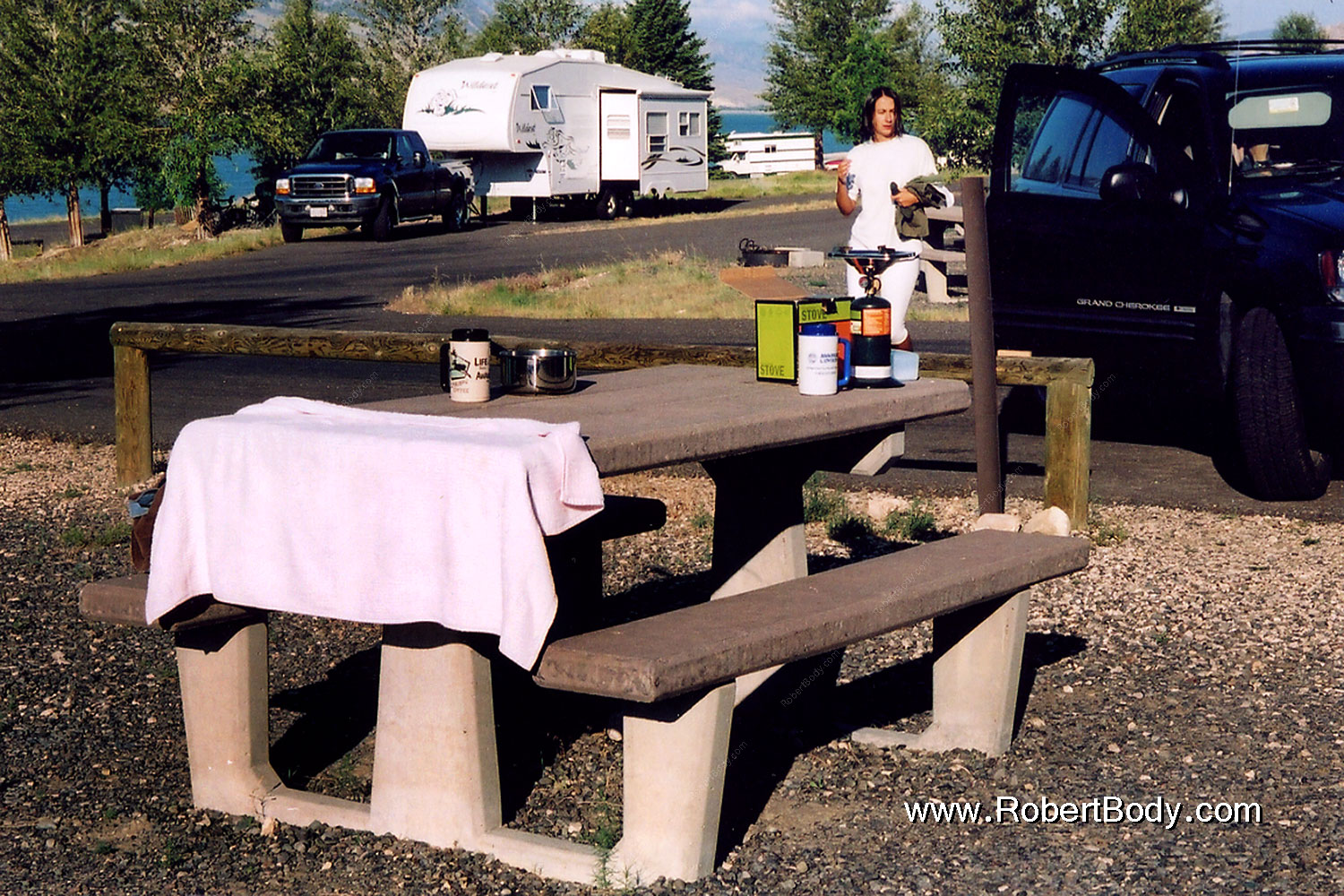 2004-08-wyo-cody-camping2