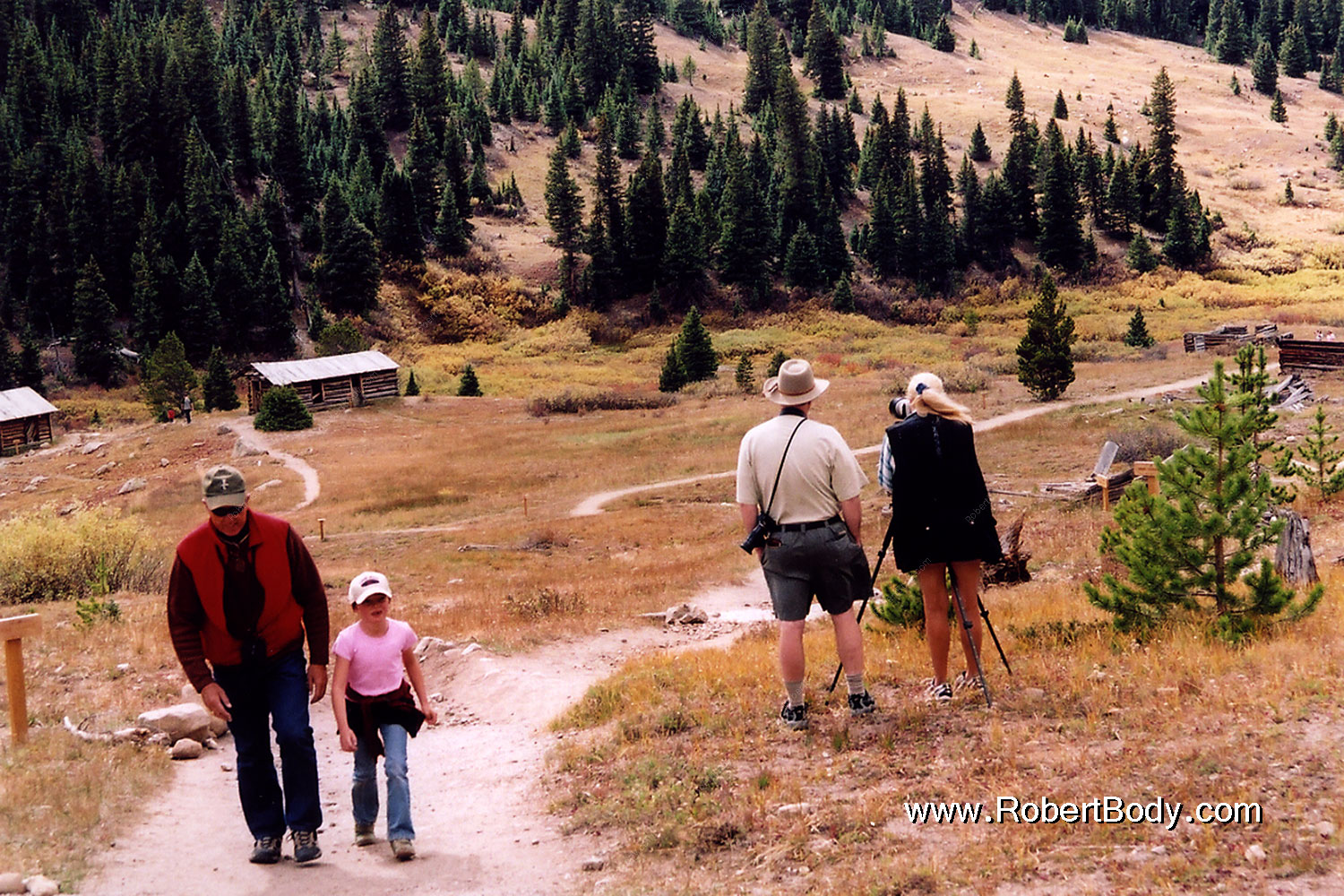 2004-09-indep-town-people