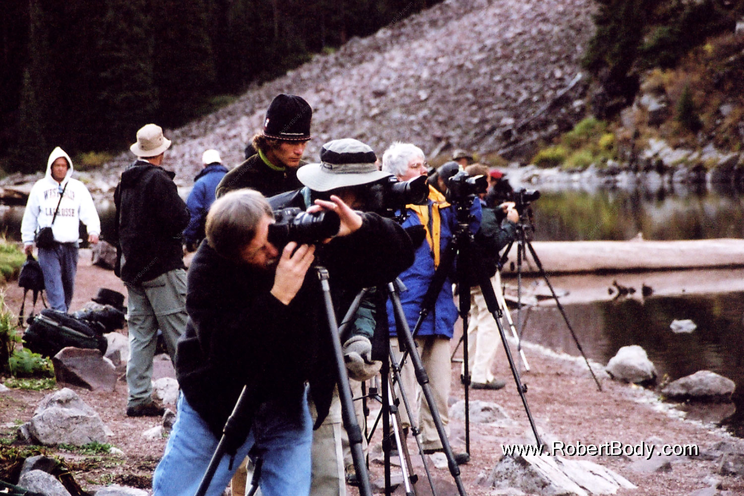 2004-09-maroon-photog1
