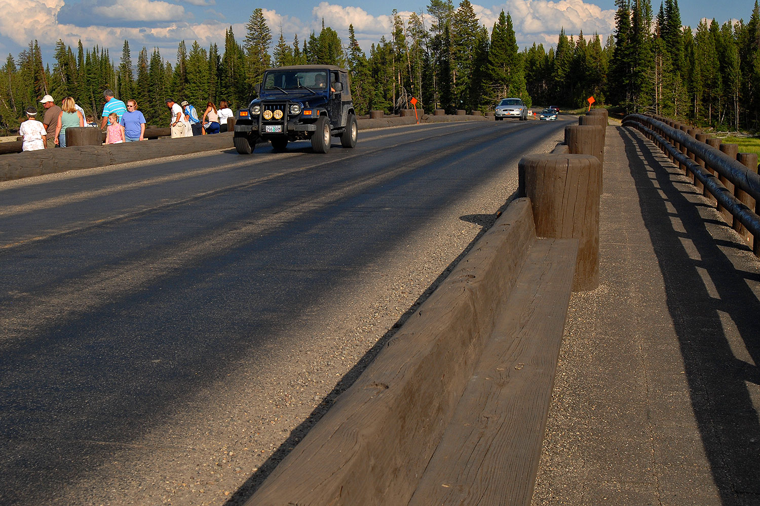 2007-07-28-y-fish-bridge04