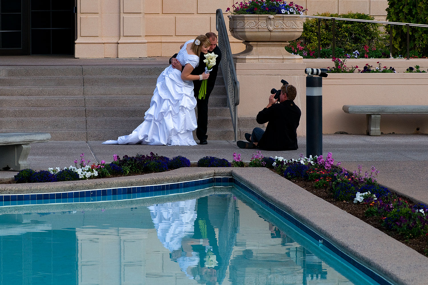 2008-12-24-mesa-temple-bride-66672