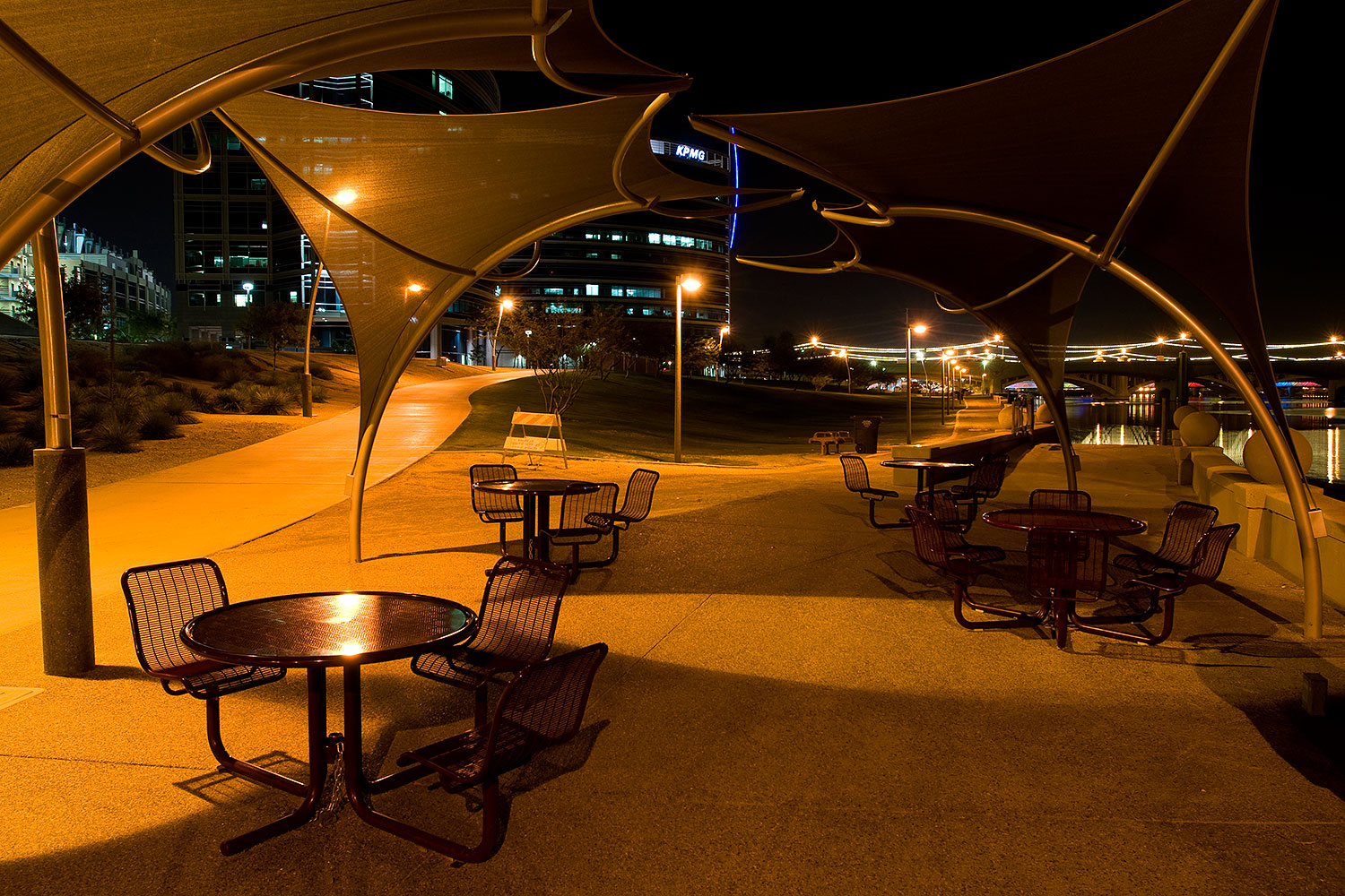 2008-12-31-tempe-fireworks-70012