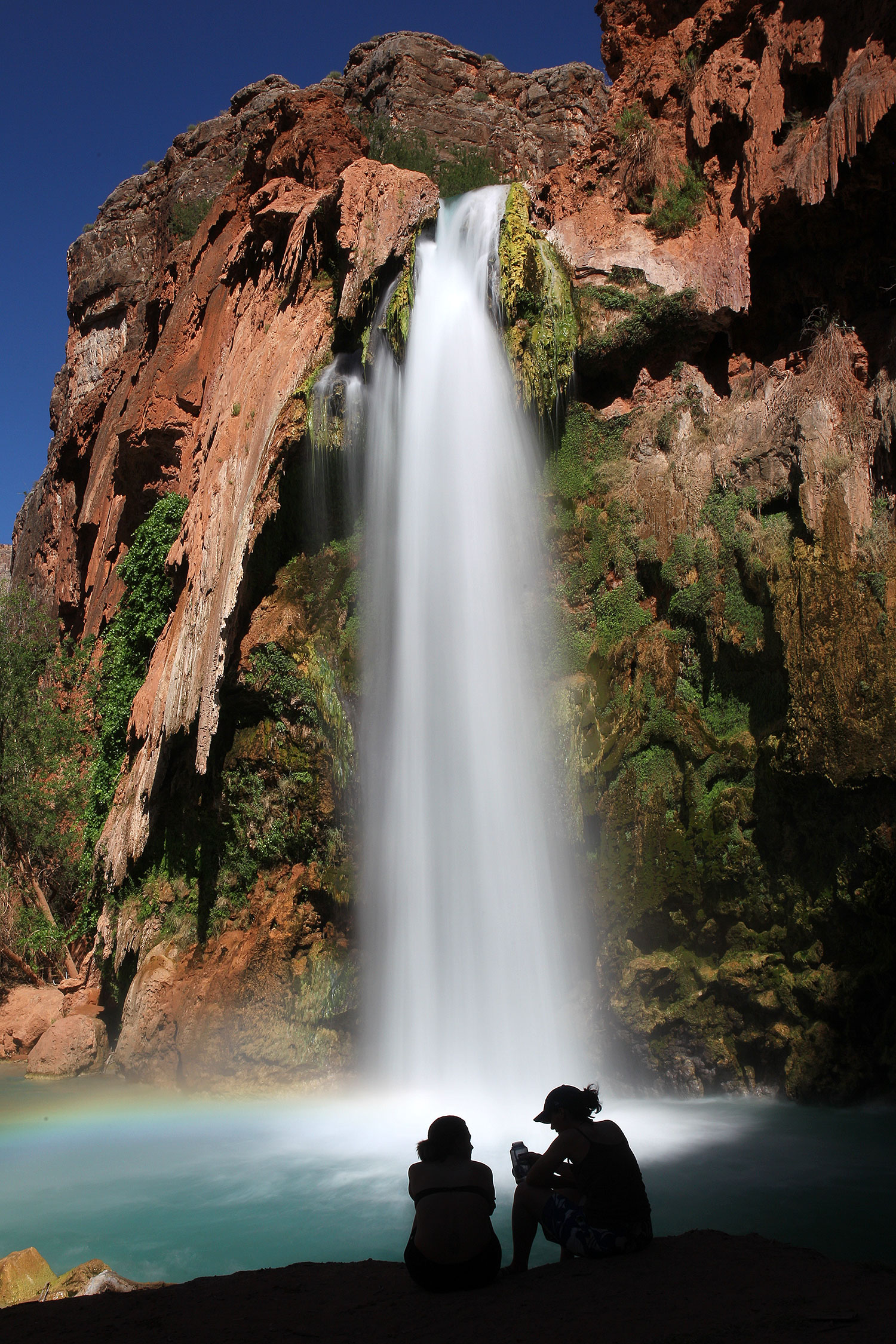 2010-06-19-havasu-people-6805v