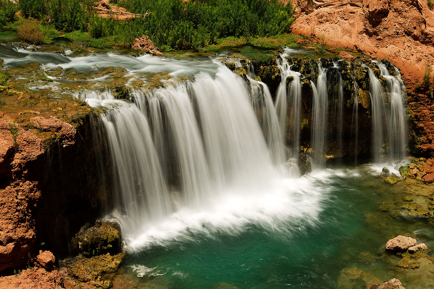 2010-06-19-havasu-rock-6344