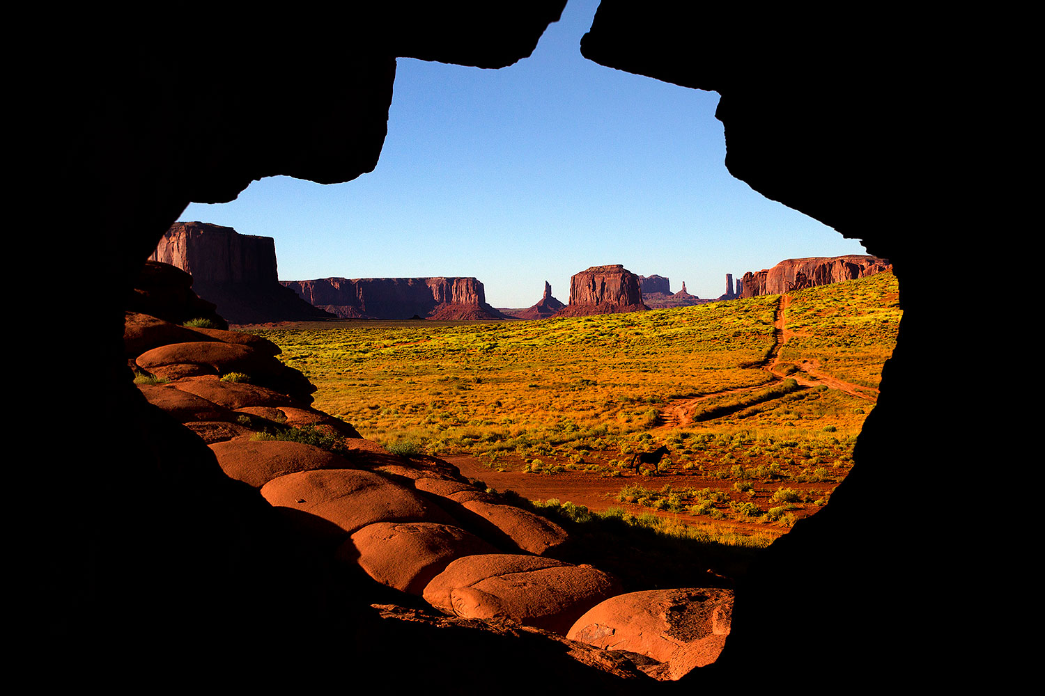 Images of Monument Valley â€¦ September 2010