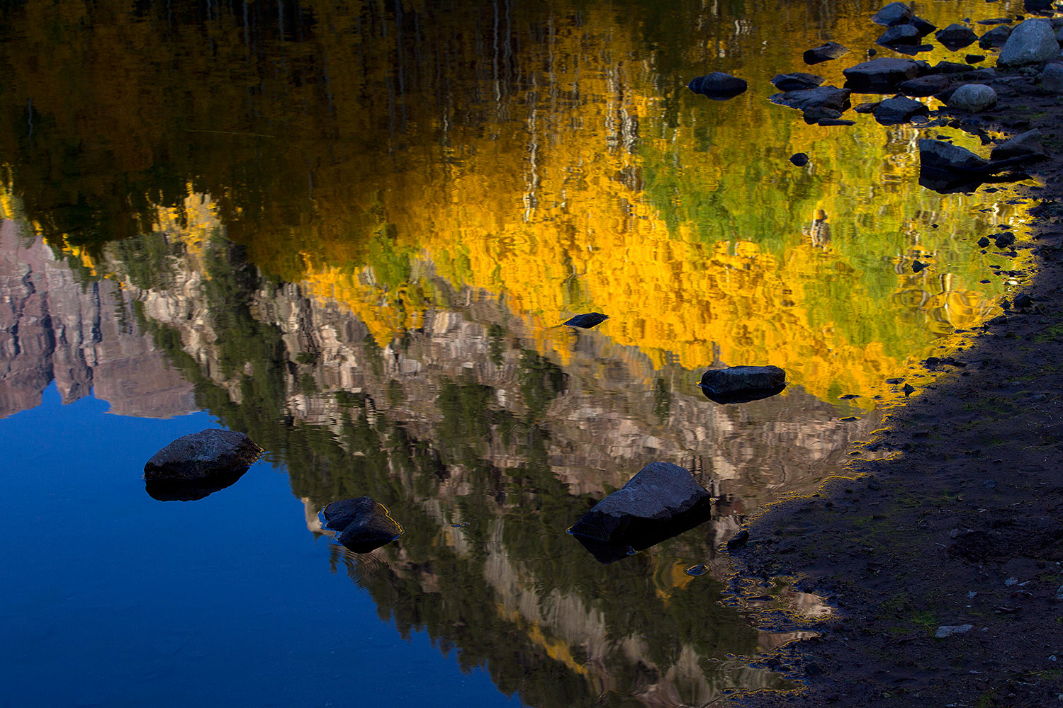 2010-09-30-maroon-bells-reflect-35797