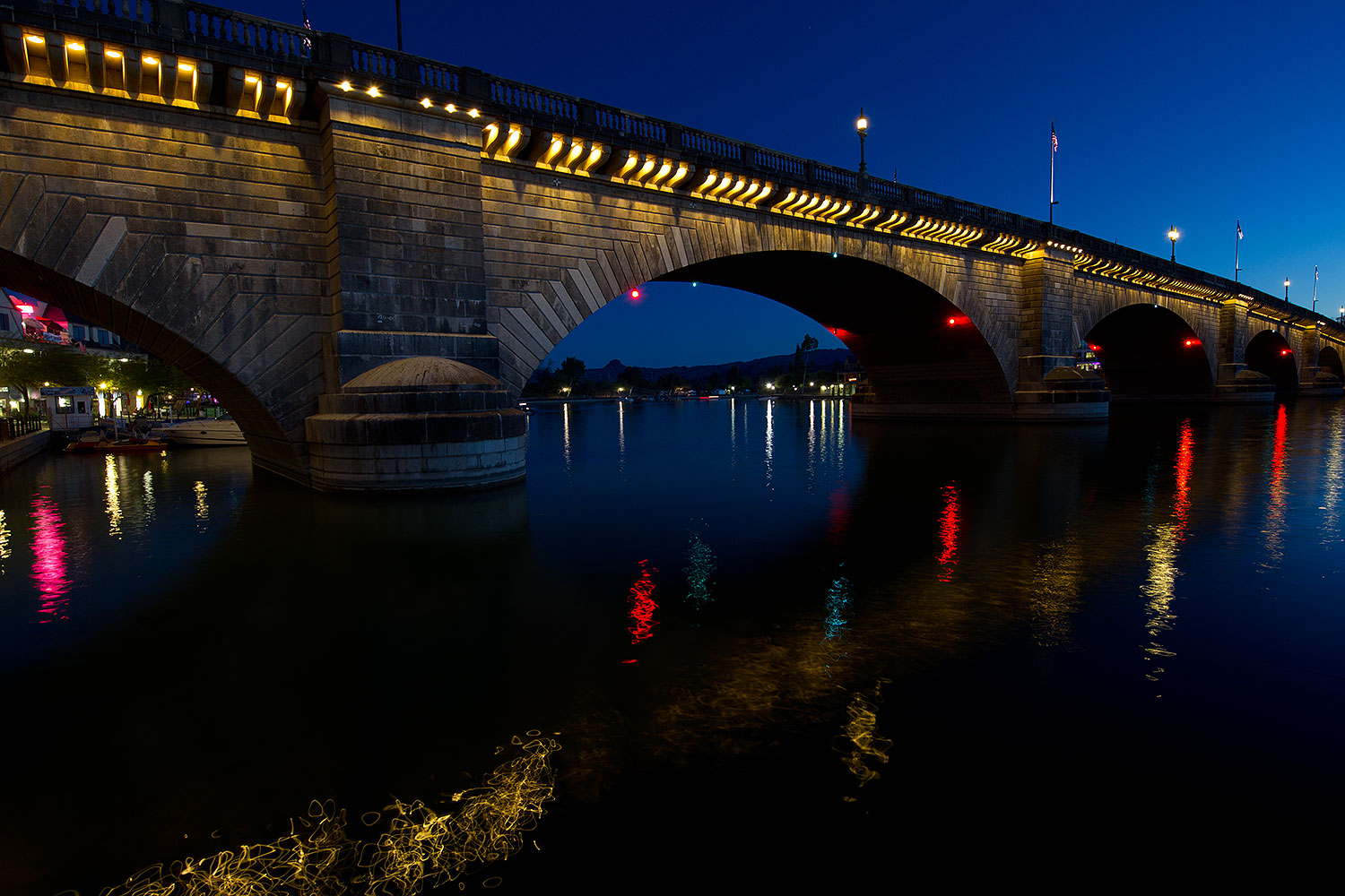 2011-04-01-havasu-bridge-night-65521