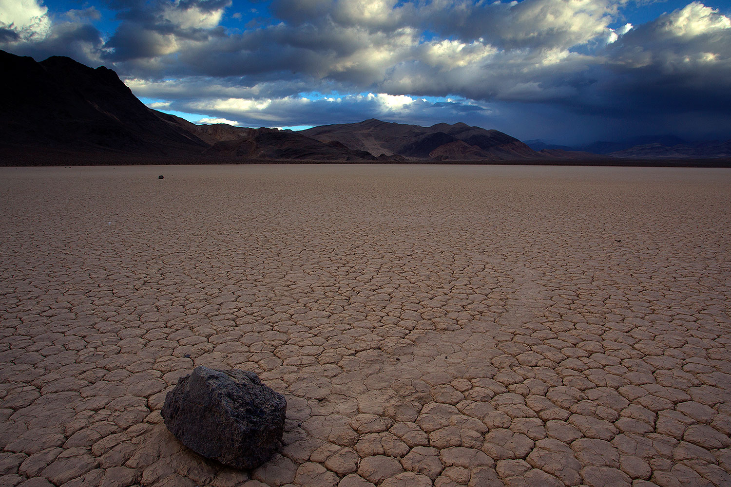 2011-05-29-dv-racetrack-72677