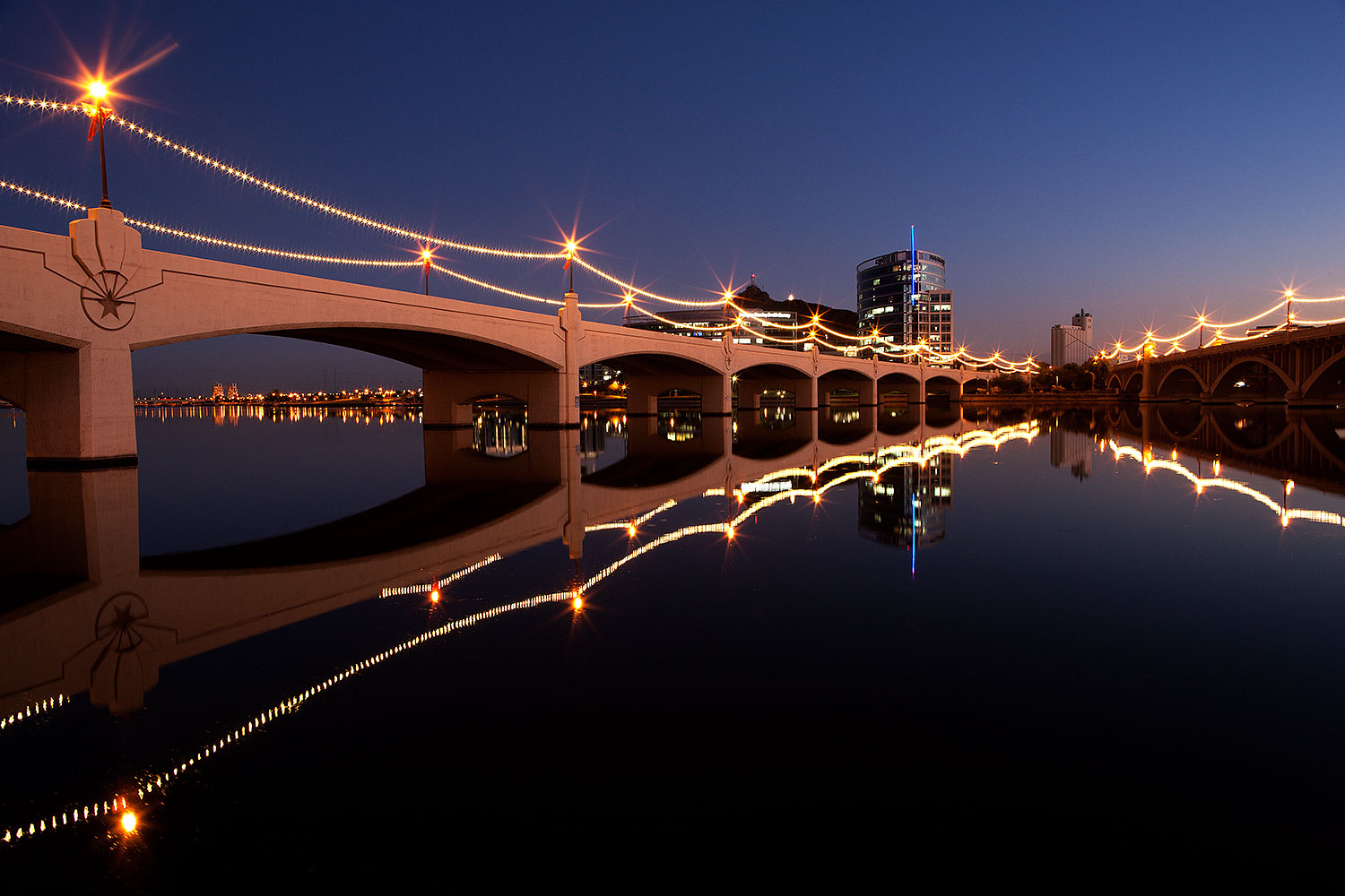 2011-12-14-tempe-twilight-1ds3-0065