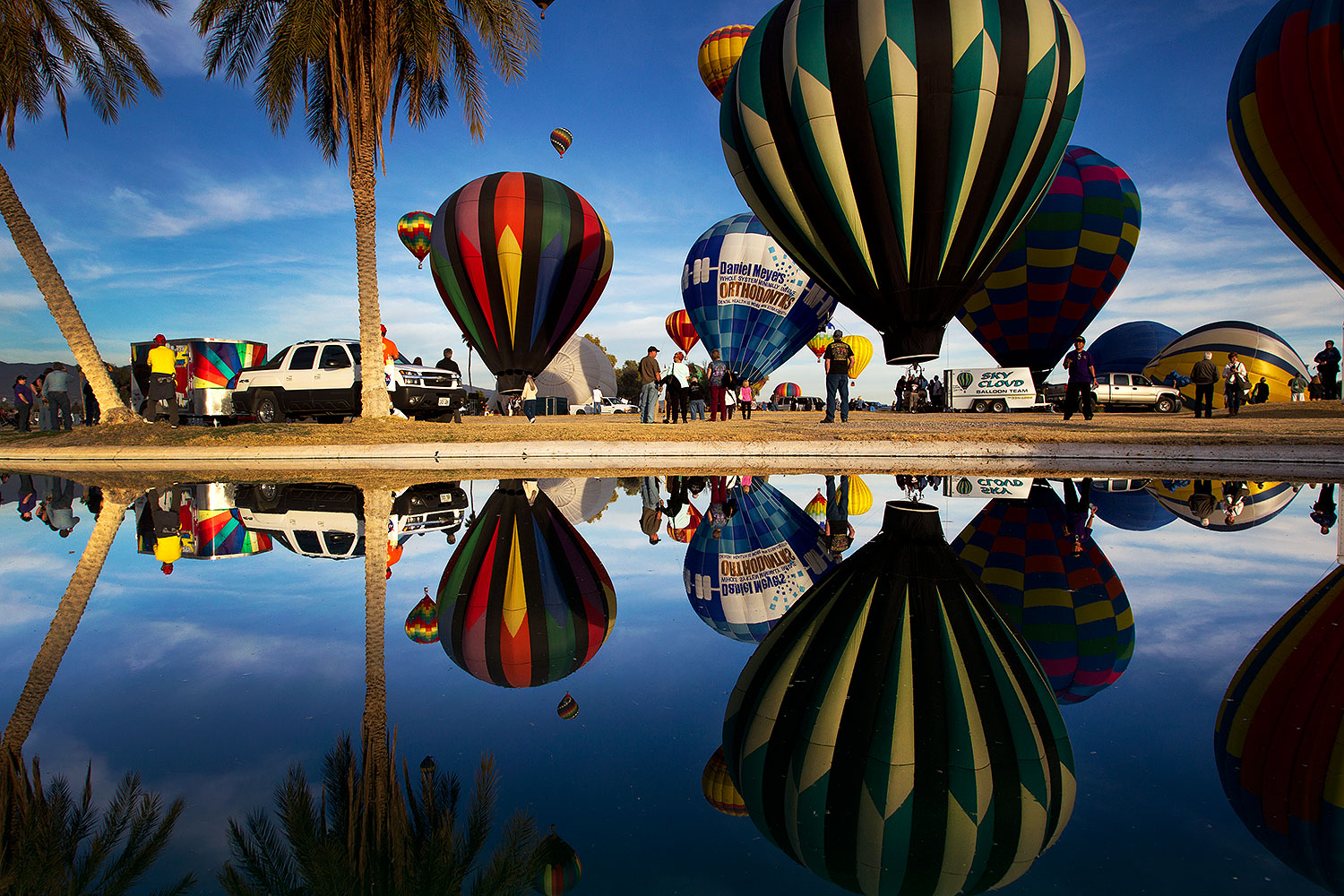 2012 01 20 havasu balloons refl 143265