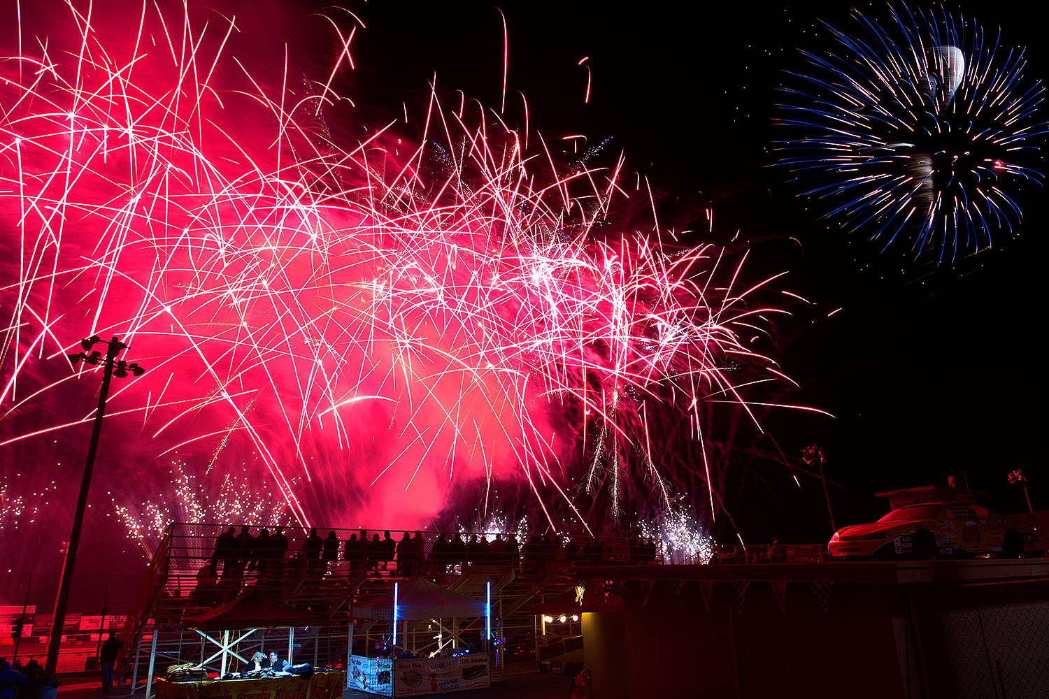 2012-02-17-havasu-fireworks-364-145297