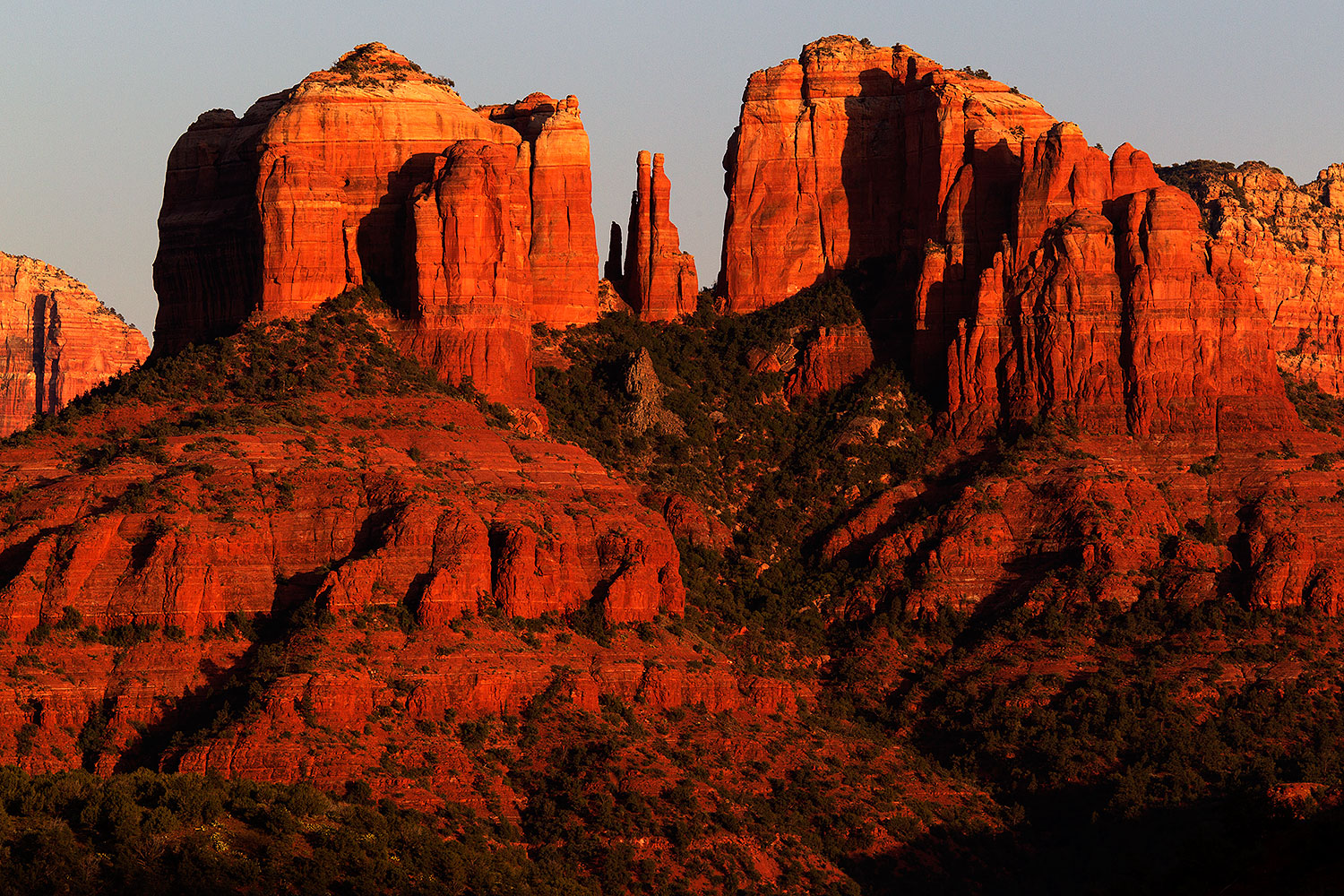 2012-04-16-sedona-cathedral-154777