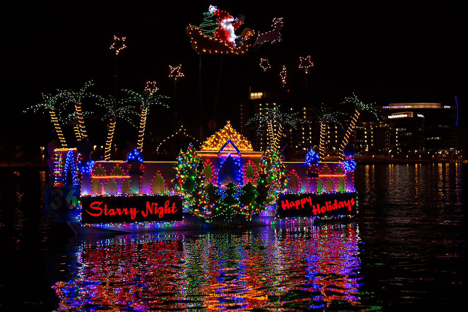 2012-12-08-tempe-boat-parade-8491