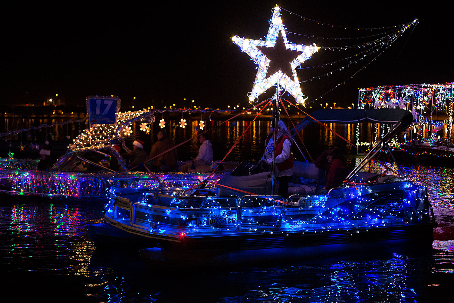 2012-12-08-tempe-boat-parade-9161