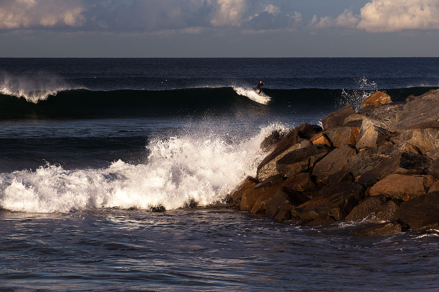 2012-12-29-ca-carlsbad-surfers-12841