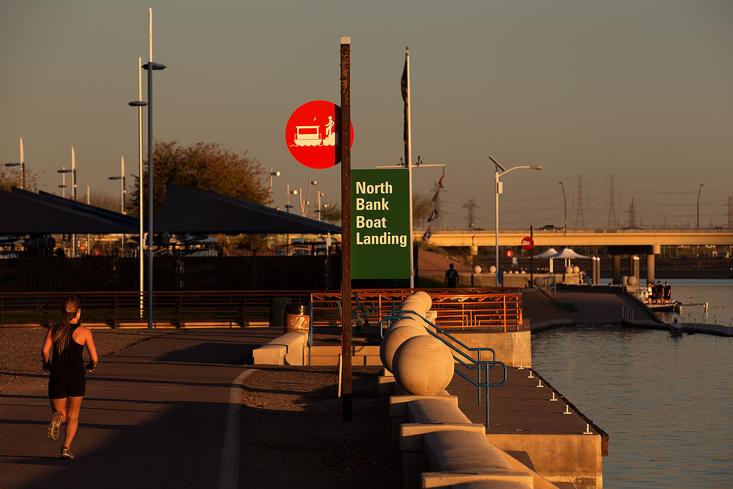 2013-02-05-tempe-lake-shore-23317