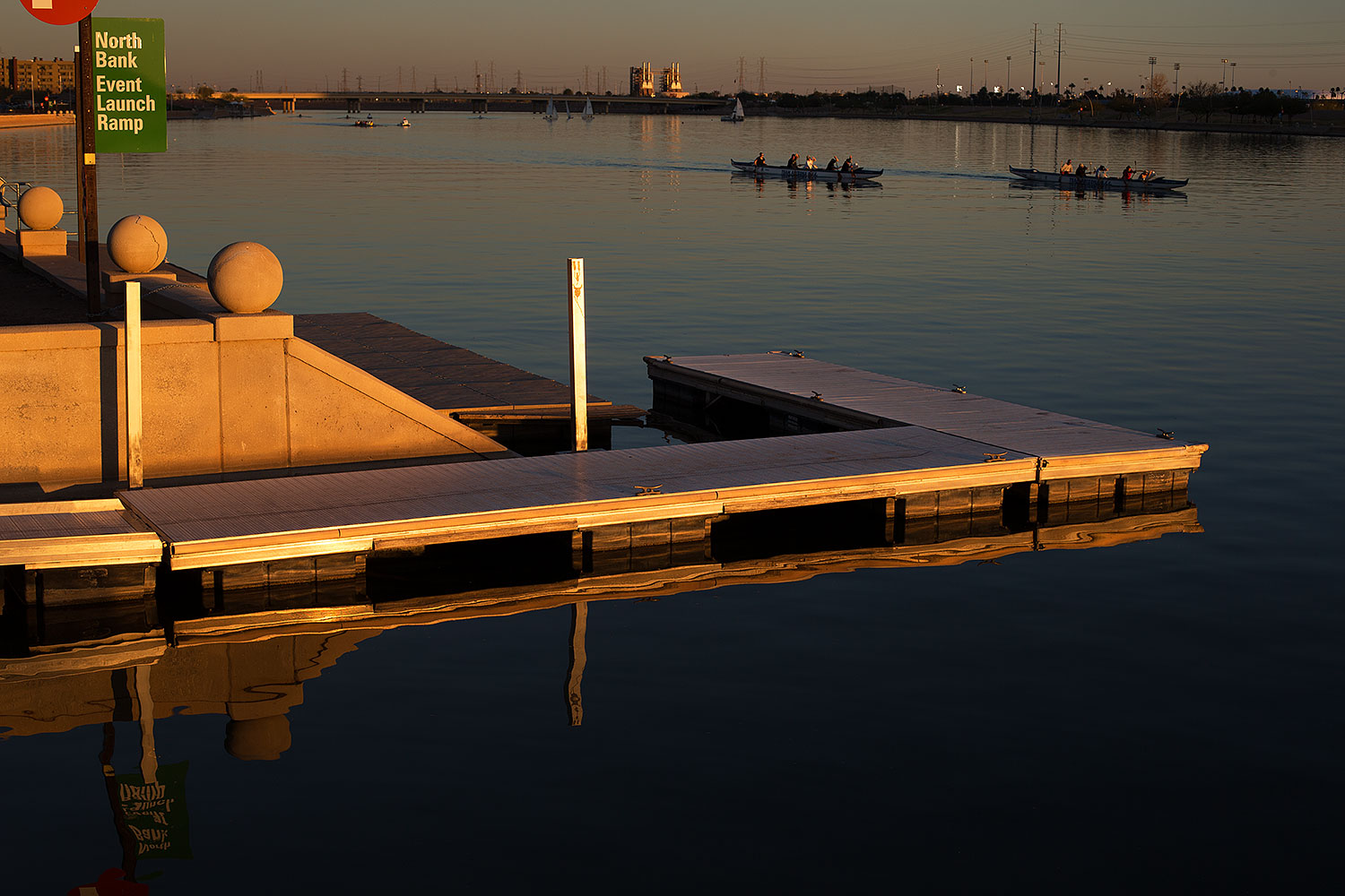 2013-02-05-tempe-lake-shore-23331