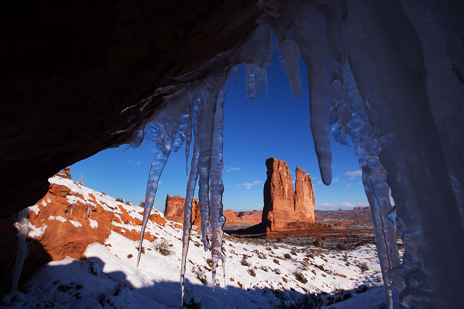 2013-12-24-arches-court-ice-1dx_7991