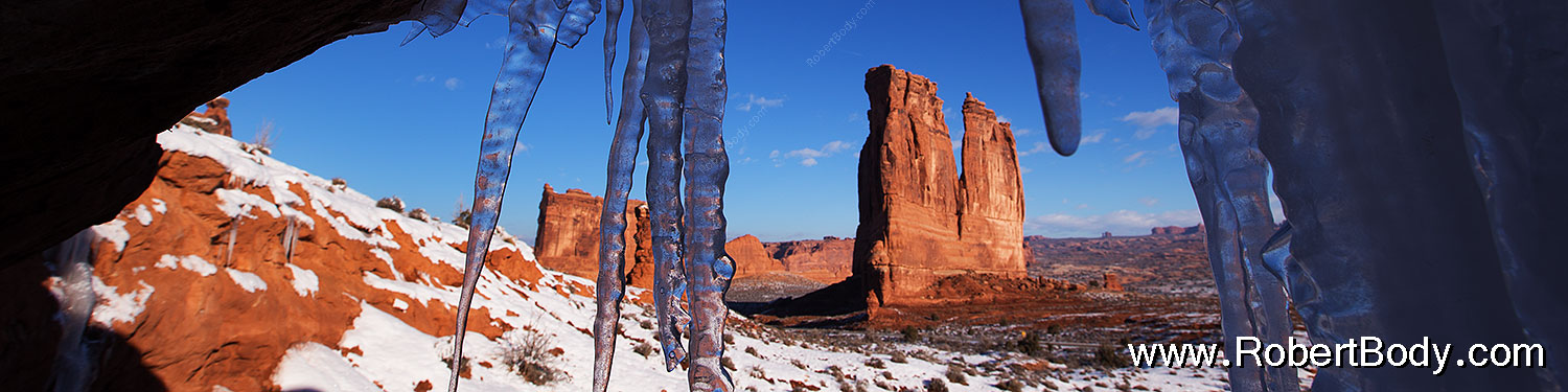 2013-12-24-arches-court-ice-1dx_7991sp