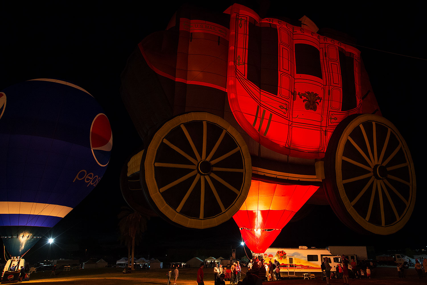 2014-01-19-havasu-glow-1dx_9214