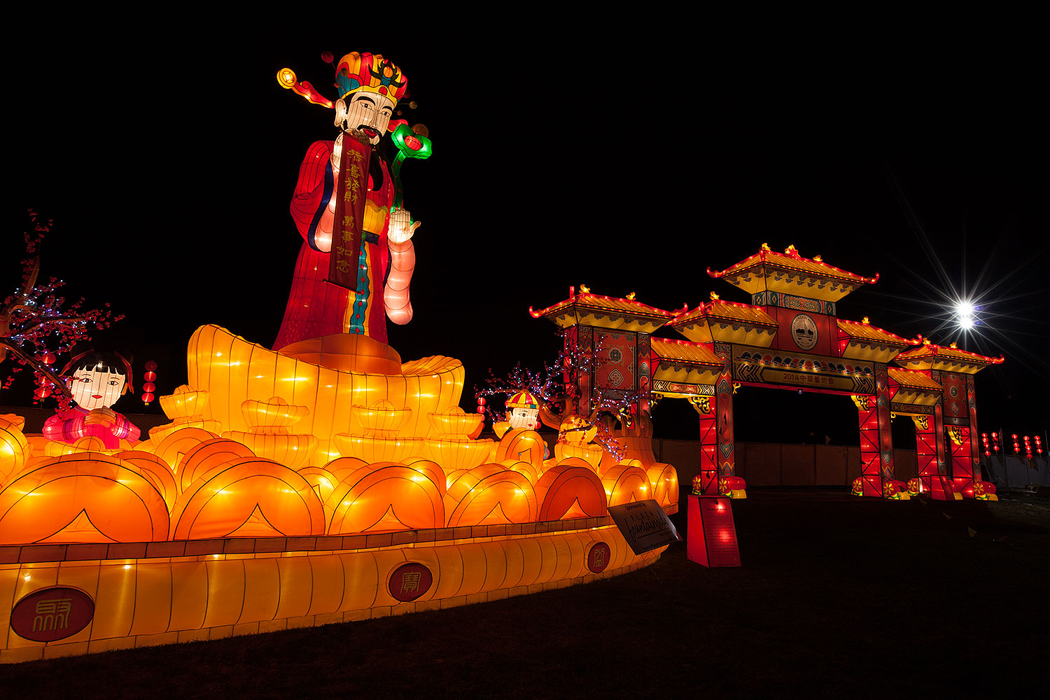 2014-02-05-fhills-chin-wealth-5d2_2319