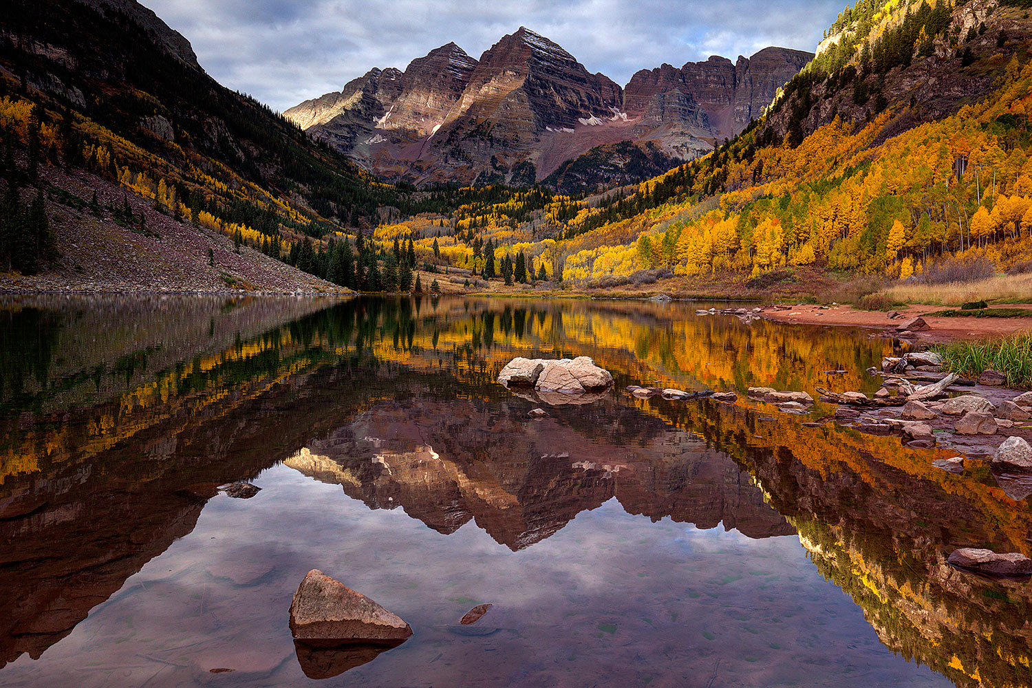 Maroon Lake reflections of Maroon Bells, Colorado â€¦ September 2015