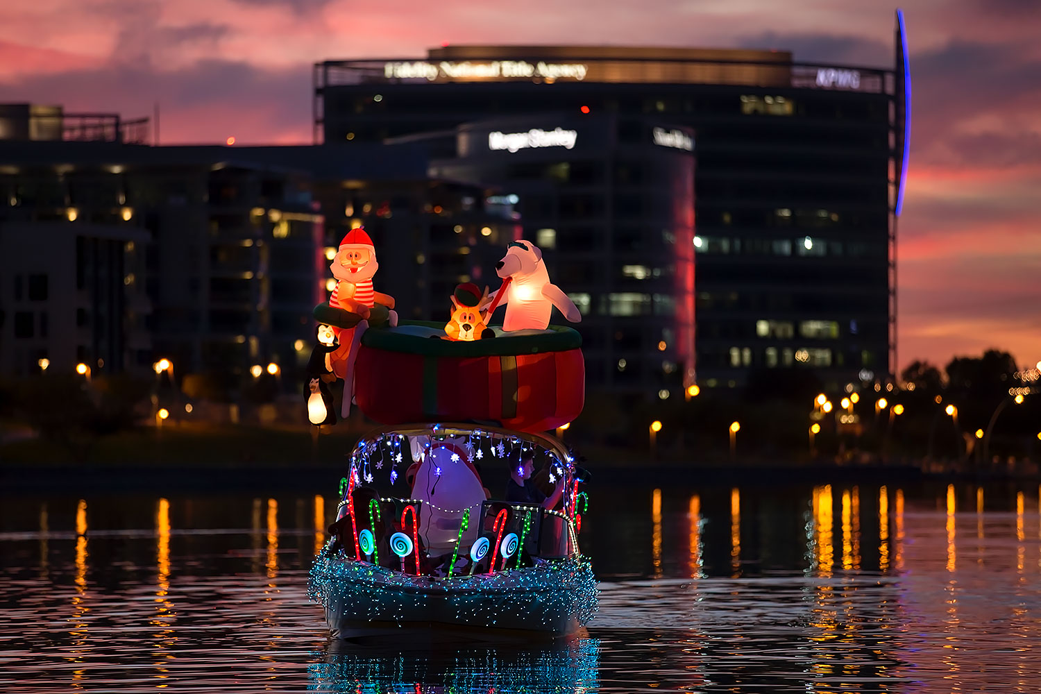 2016-12-10-tempe-aps-lights-1dx_31483