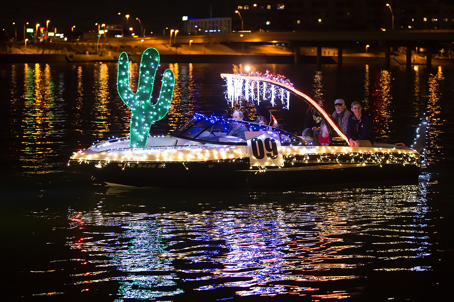 2016-12-10-tempe-aps-lights-1dx_32193