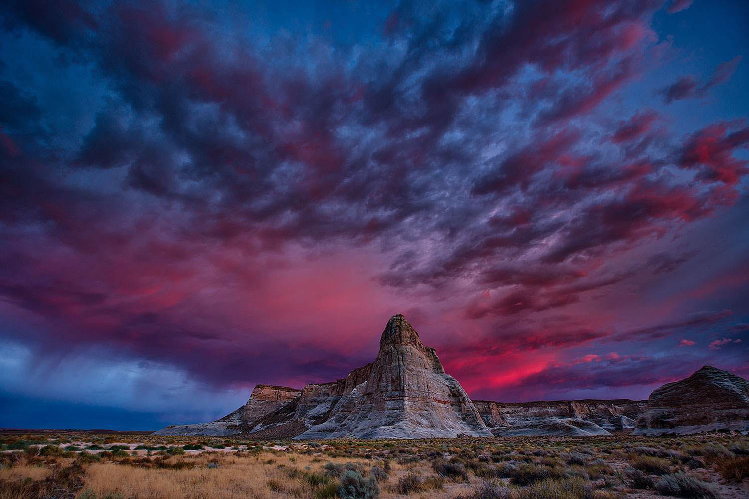 Monuments at sunset by Lake Powell, Utah â€¦ August 2017