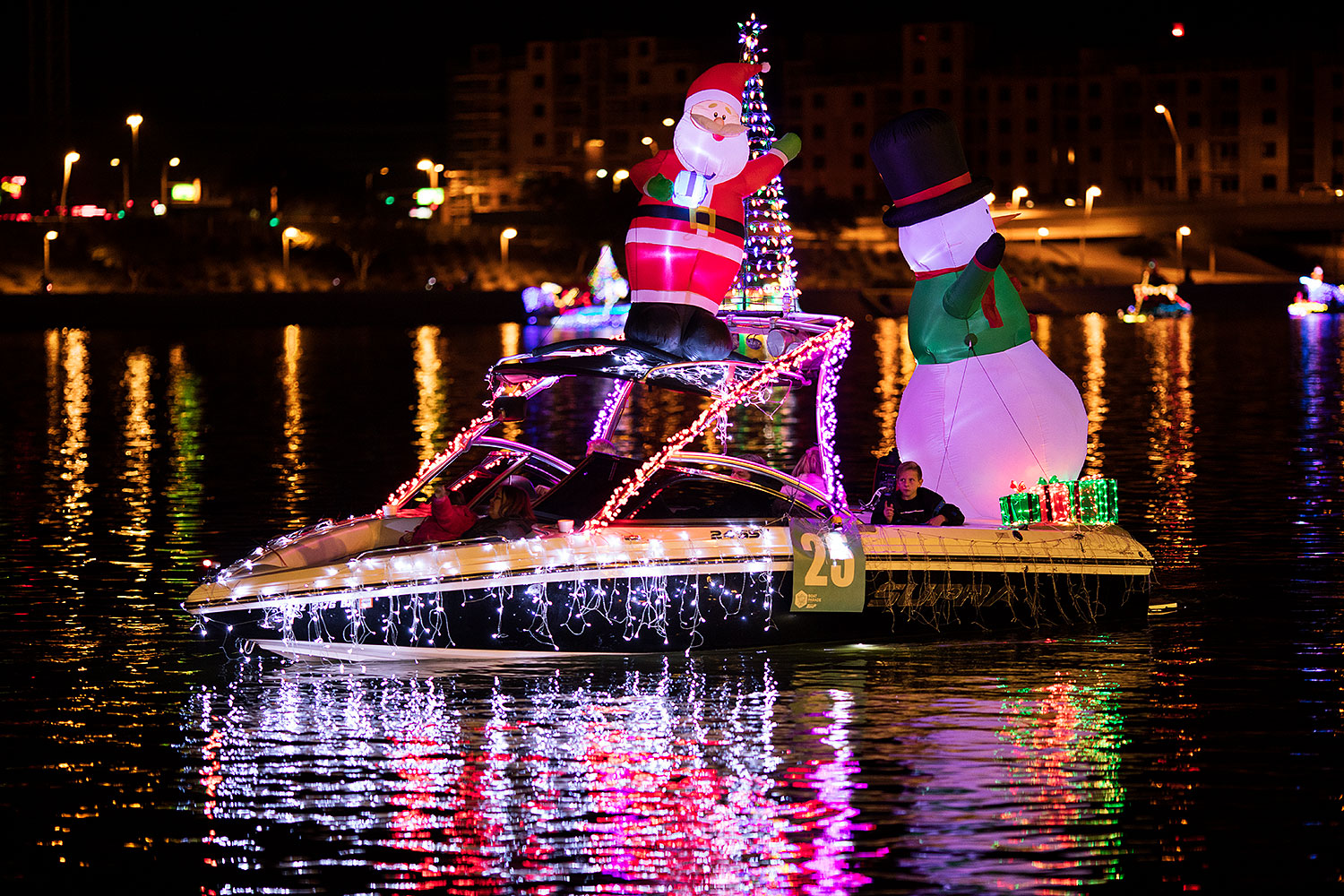 2017-12-09-tempe-boats-lucla-5d4_1903