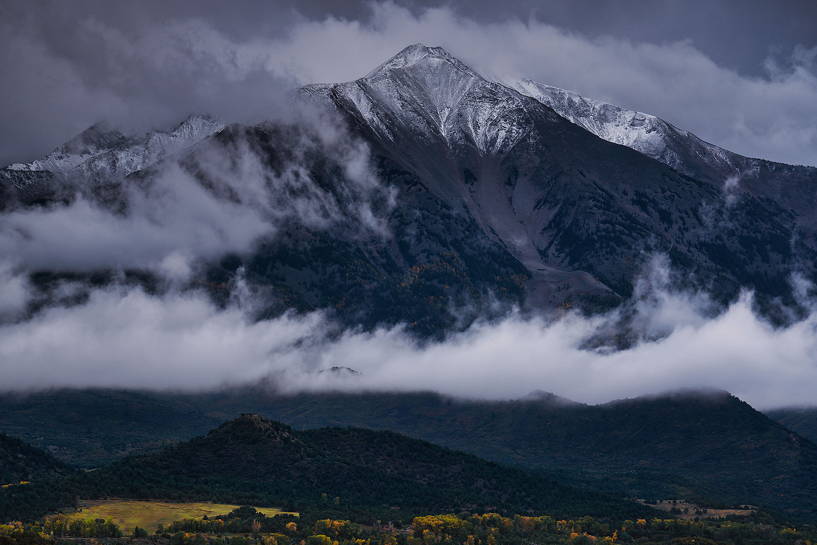 2022-10-02-sopris-clouds-view-a7r3_1617